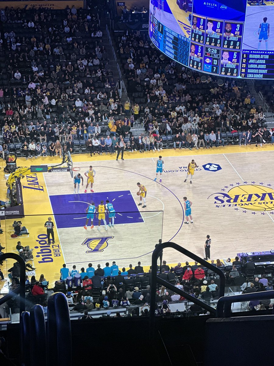 ms. janessa ❦ tweet media