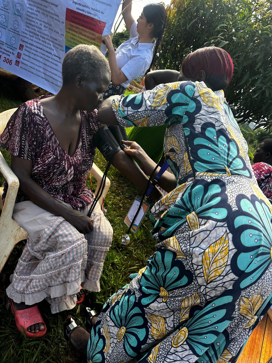 GideonSsekidde's tweet image. VHTs empowering communities.

✅ Screening for hypertension  
✅ Referring cases to health centers  
✅ Leading mental health talks to break stigma.  
Health starts at the grassroots.
#GoldenPosts @MinofHealthUG
#VHTs #CommunityHealth #EndTheStigma
