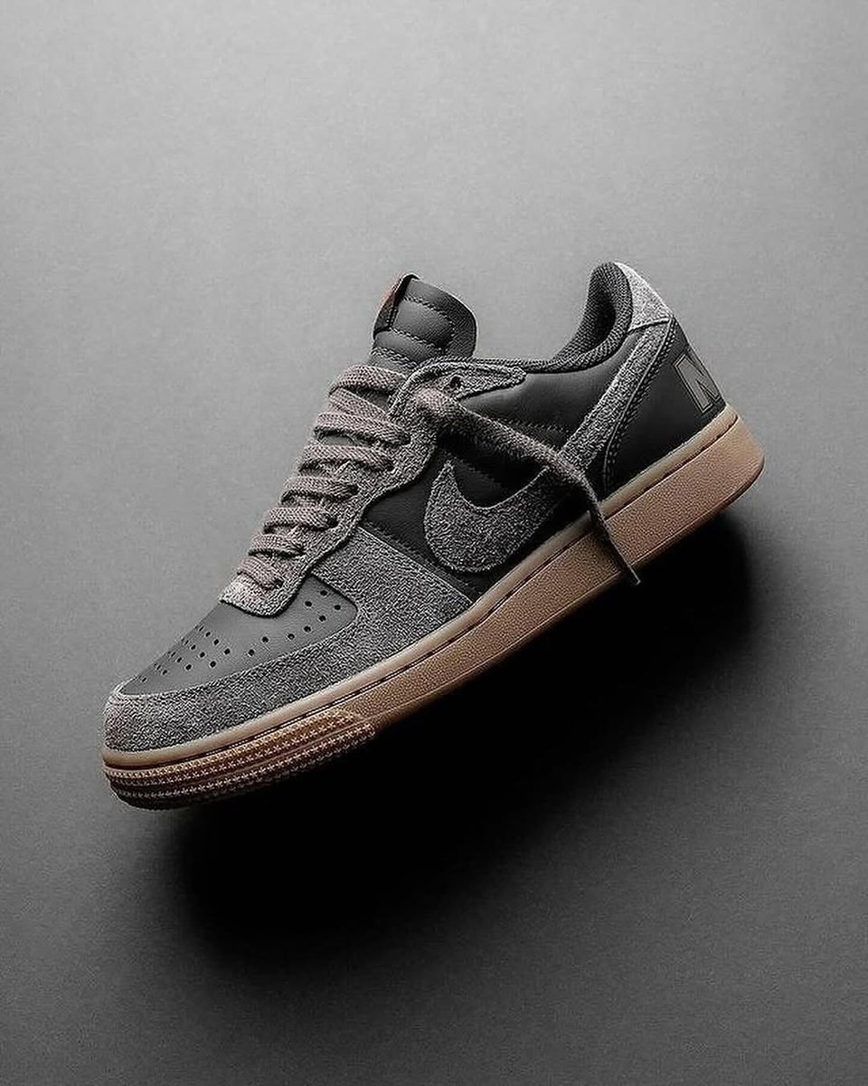 Sneakers 👟 (@sneakersfandom) on Twitter photo 