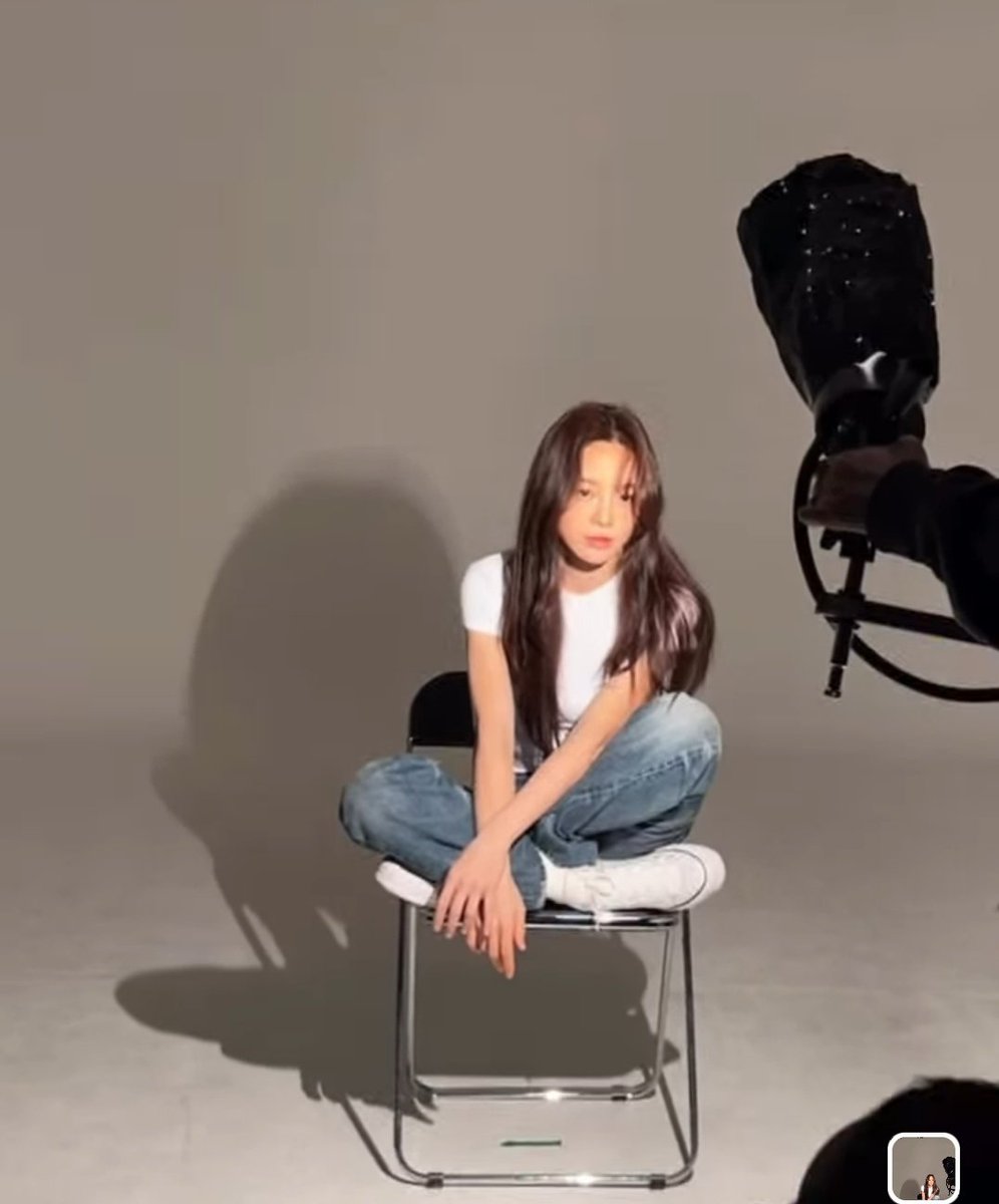 SEJEONG WHAT IS THIS??? NEW PROFILE???