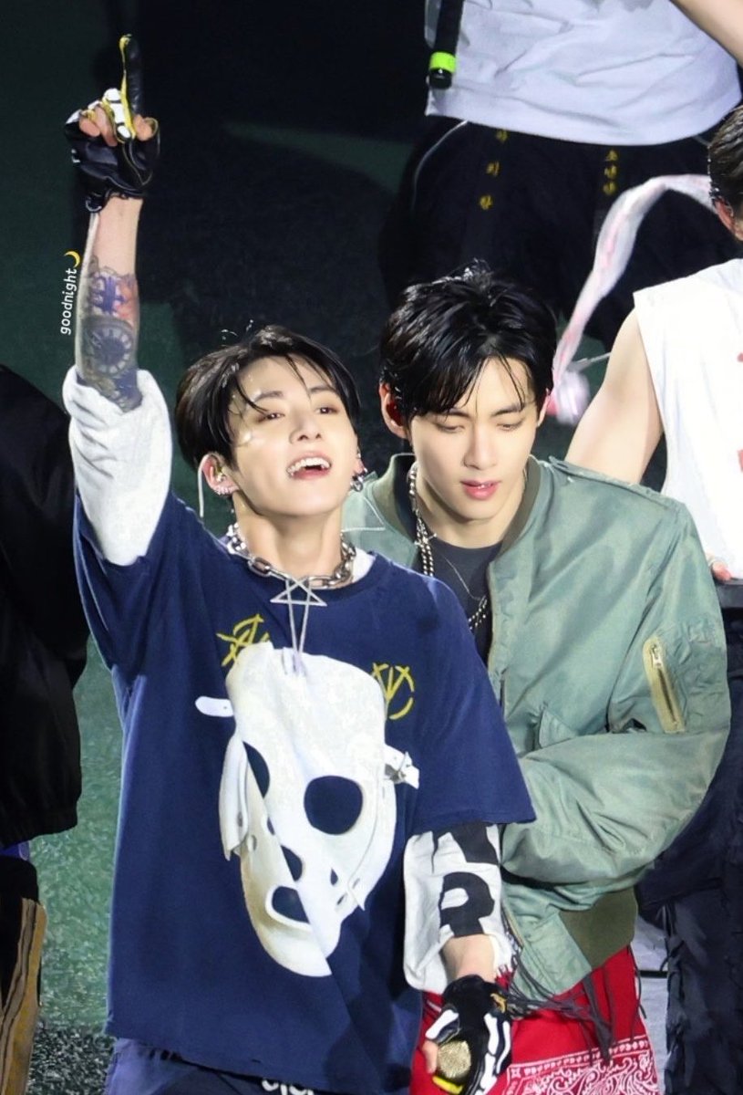 taekook ♥︎ tweet media