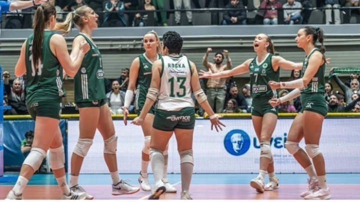 amna_sportgr's tweet image. Στο Ζηρίνειο ο δεύτερος αγώνας των τελικών στη #VolleyLeague Γυναικών

amna.gr/sport/article/…