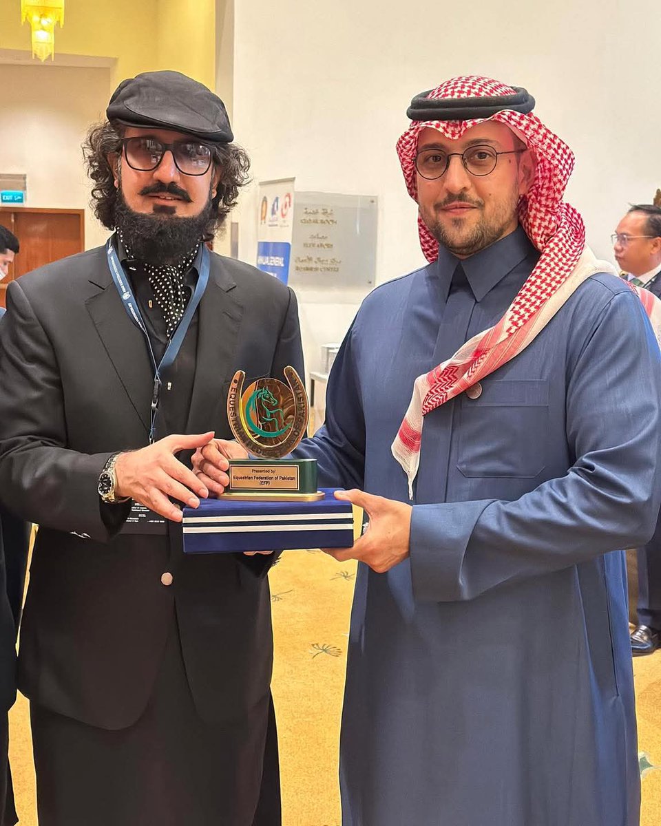 آپ نے پوری دنیا میں پاکستان کی عزت اور مورال کو بلند کیا ہے اور ایسا مقام پاکستان کو عطا کیا ہے جس پہ پوری قوم کا سر فخر سے بلند ہے
 
#SultanVicePresidentITPF
#SultanRisesAgain
#GreenFlagRisesAtITPF