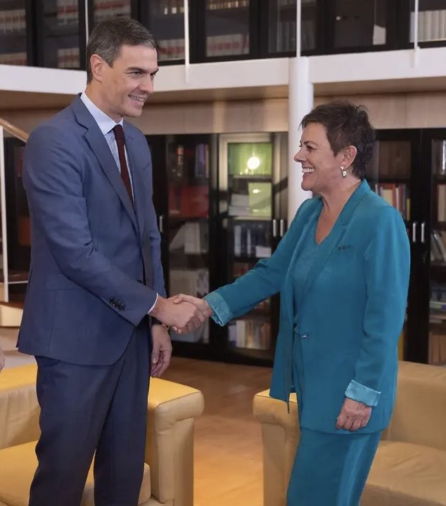 María Estévez tweet media