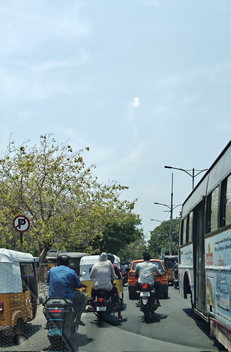 vipertweetz's tweet photo. @chennaipolice_ @ChennaiTraffic
Veh no: TN07DK0769
Date: 18.04.2026
Time: 12.47pm
Location: Phoenix mall, Velachery 
Offense: Rider not wearing helmet. https://t.co/eLO9o1uE33