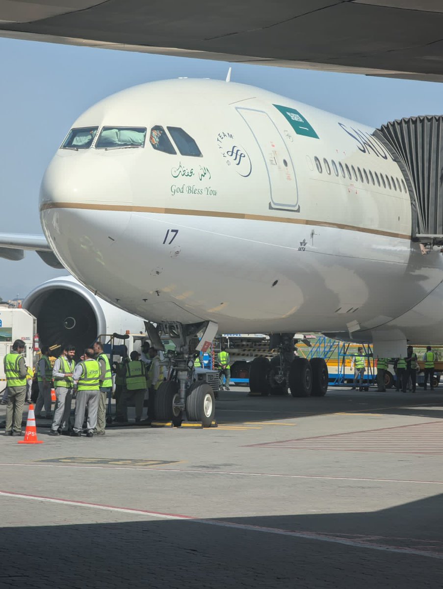 Pk_PAA_Official's tweet image. Saudi Airlines has resumed flight operations at Bacha Khan International Airport, Peshawar.
Flight SV-796 from Jeddah landed this morning at 09:39 AM, marking the restart of operations suspended since 28 February 2026.
#PAA #Aviation #Peshawar