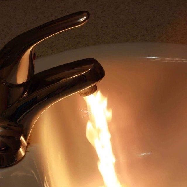 qt pie , tweet media