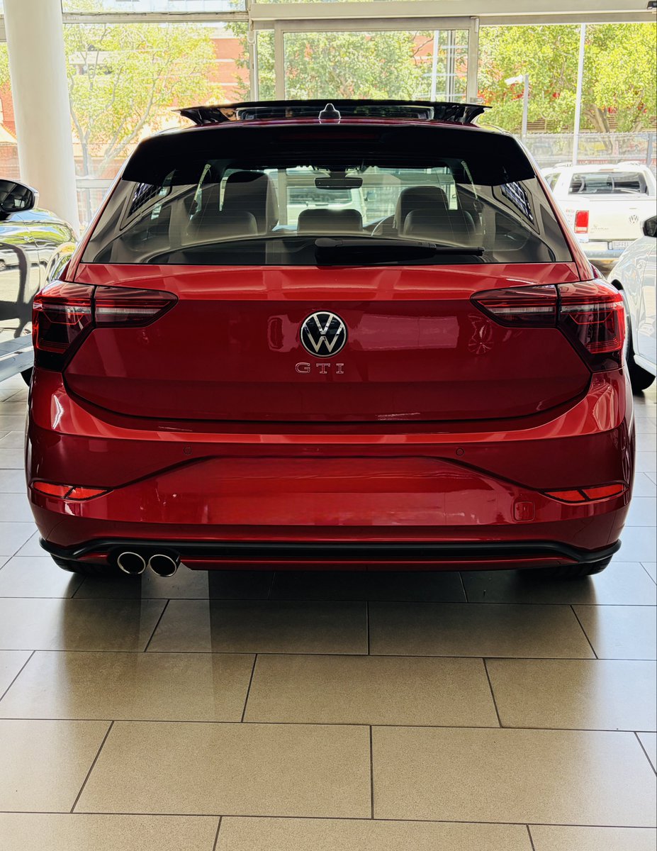 Bra Peter tweet media