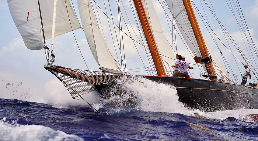AfloatMagazine's tweet image. Classic Yachts Shine At Antigua Classics Regatta Day 2 afloat.ie/sail/events/ra… #AntiguaClassics #ClassicYachts #Yachting #Sailing #CaribbeanSailing