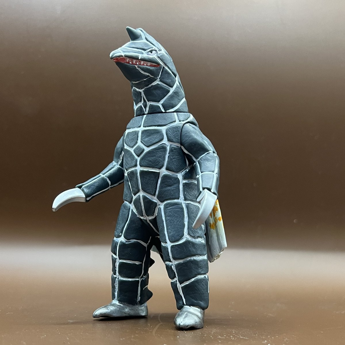 ウルトラ怪獣シリーズ ドラコ・ギガス・レッドキング2代目 こちらは