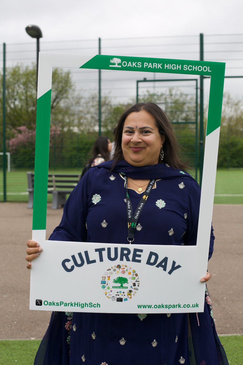 OaksParkHighSch's tweet image. We are still buzzing after Culture Day 2026

The entire Oaks Park Community comes together !

#oakspark #diversity #personaldevelopment #cultureday2026