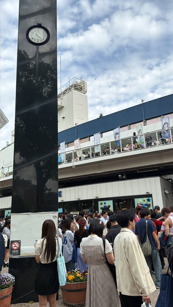 取引️️꙳⟡ tweet media
