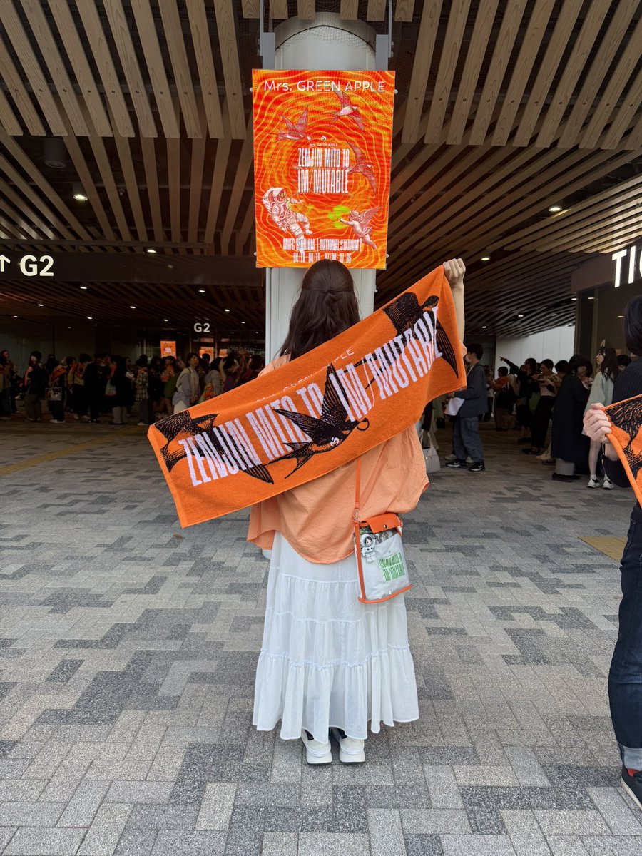 おみ tweet media