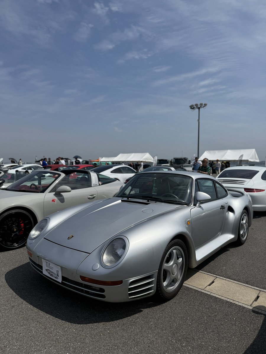 のぶぁちゃん／911 997.2カレラS tweet media