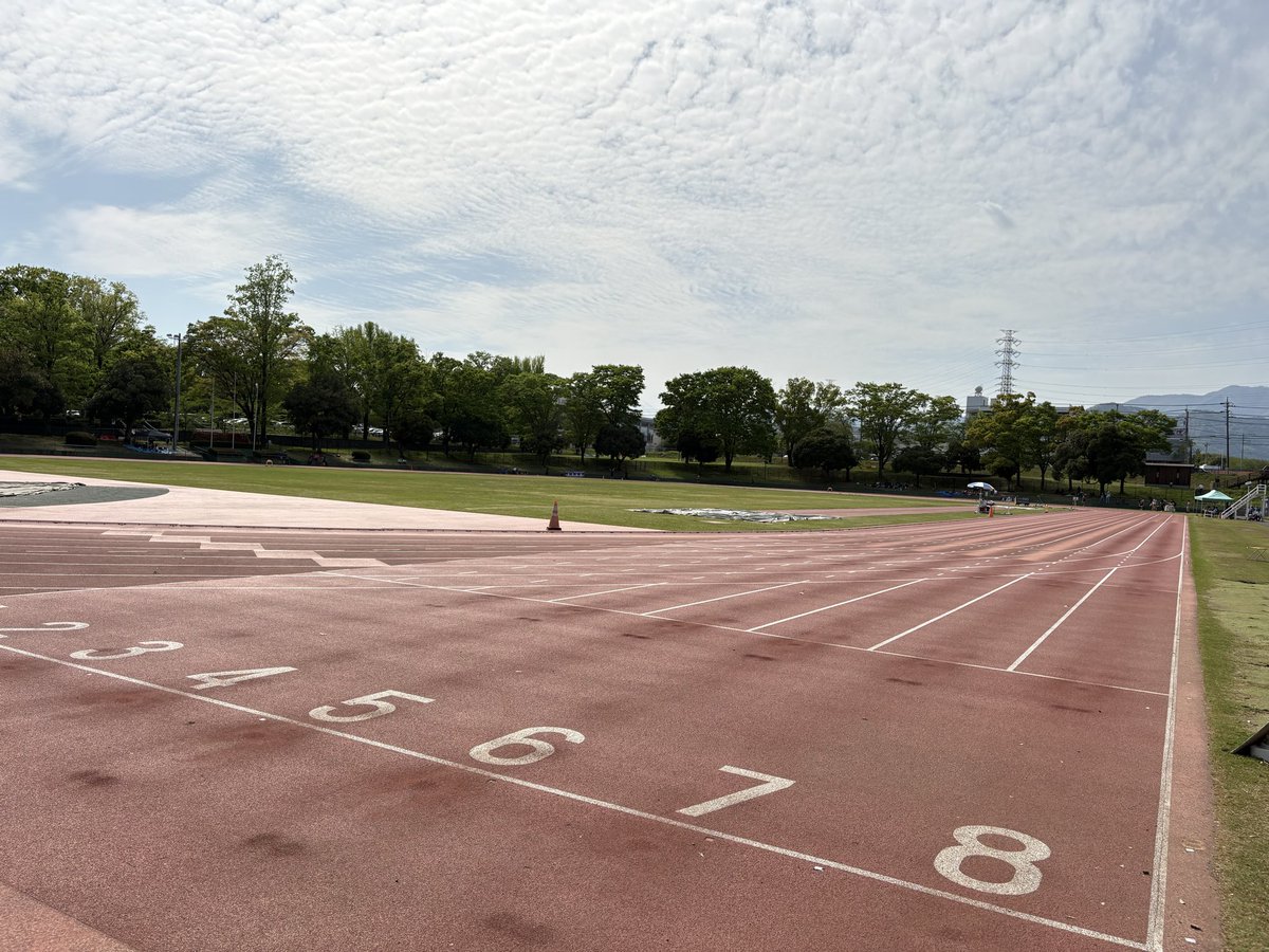 238Humiya's tweet photo. 2026年シーズン1レース目…100m 13"16(+1.8) 走幅跳び5m37cm(+1.5) 助走スピード50%くらい？笑　100mは脚の状態からスタートして即終わりに。 幅もとりあえず出場しダメなら棄権のつもりが…思ったより良い結果に。しっかりケアして次は万全な状態で挑みます🙇‍♂️ https://t.co/NXOnCBQ8SG