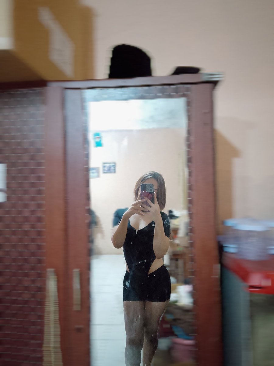 Gabriell748947's tweet image. #shemale #shemalejakarta #newbie😝 #trans #femboy #shemaledepok #outcall