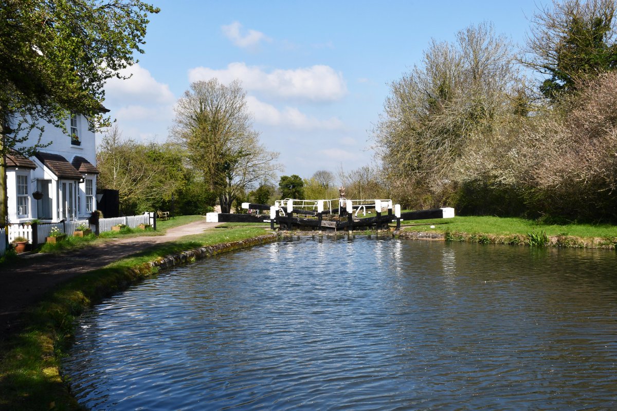 retired_tom's tweet photo. My photos from #April 2023
@CanalRiverTrust #GrandUnionCanal #Bulbourne #Lock #Bridge #Narrowboat #DryDock #Reflections
#Canals & #Waterways can provide #Peace & #calm for your own #Wellbeing #Lifesbetterbywater #KeepCanalsAlive https://t.co/rAz0EvVLGW