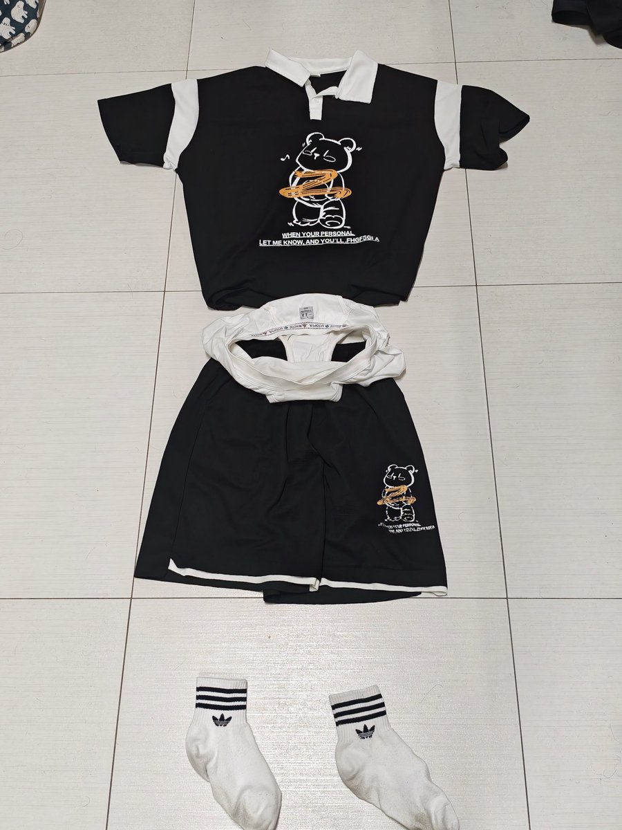ray_ray1003's tweet photo. 這是叡叡今天穿的衣服~❤️ https://t.co/6RcLt2DHyg