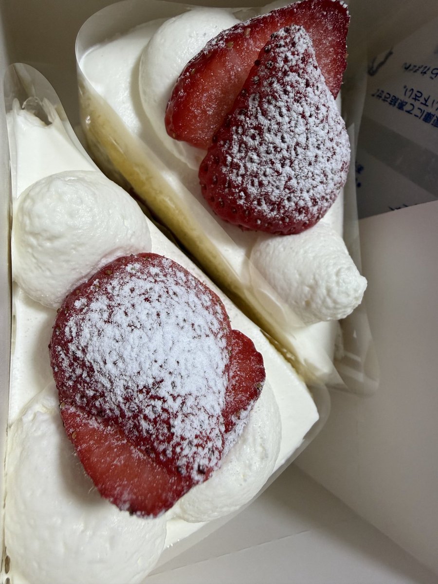 ポッポ tweet media