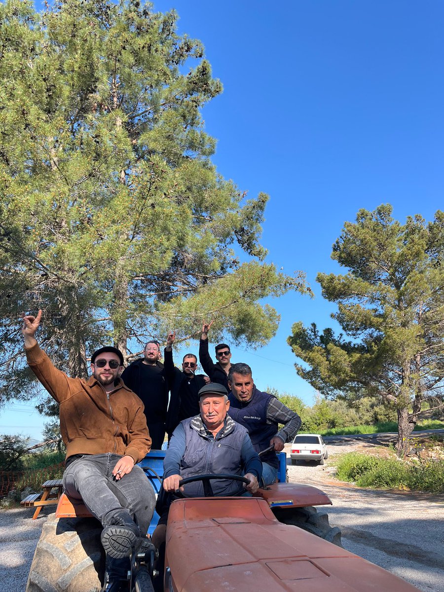 Keyifler yerinde.
📍Akbelen