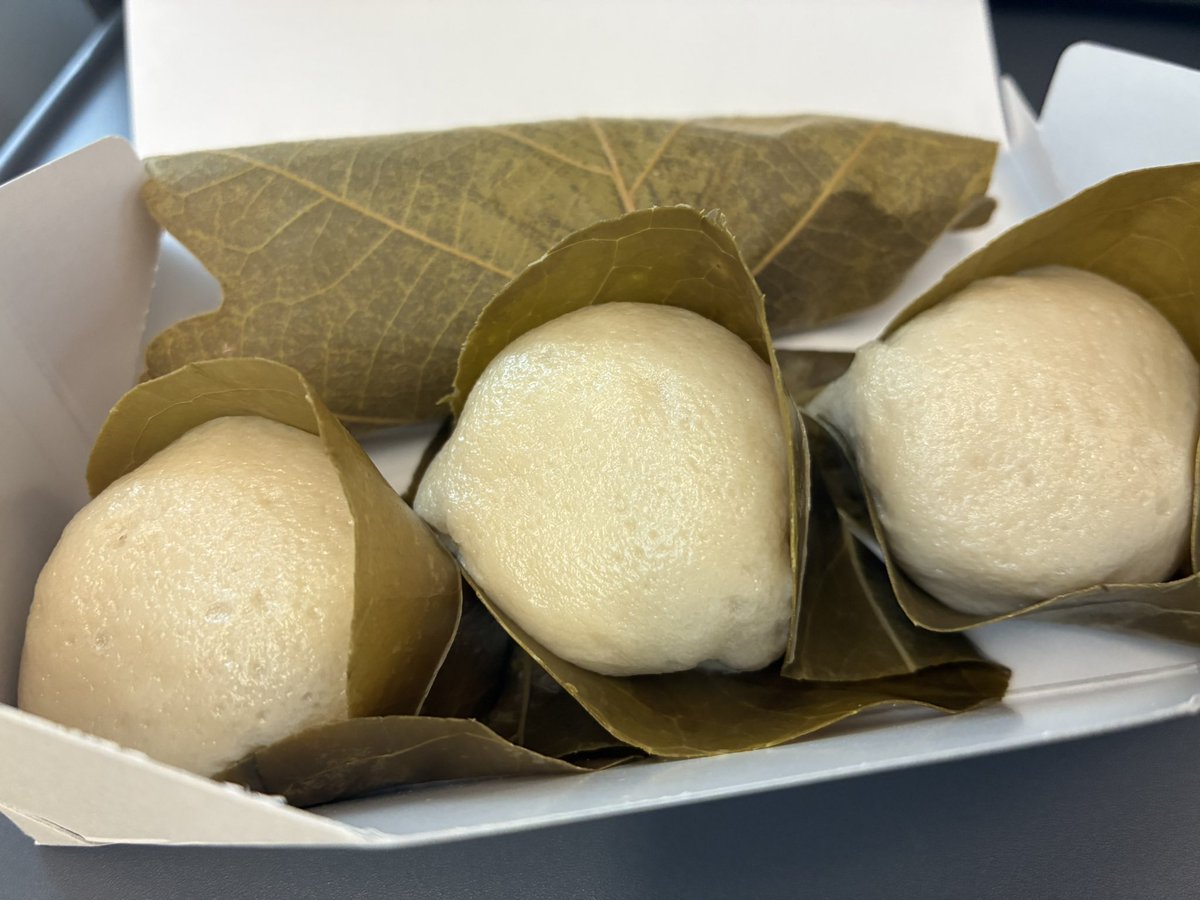 afemo305 tweet media