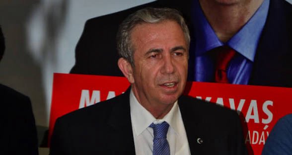 📍ANKARA’DA 40 MİLYONLUK İHALE SORUŞTURMASI! 

İçişleri Bakanı Mustafa Çiftçi, Ankara Büyükşehir Belediye Başkanı Mansur Yavaş ve 11 kişi hakkında soruşturma izni verdi.

- Dosya: Etimesgut İstasyon Caddesi “Alternatif Yol Projesi” ihalesi

- İddia: Yüksek maliyetli çelik