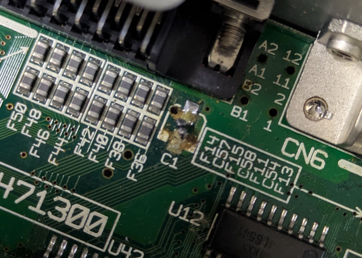 ちらうらさん tweet media