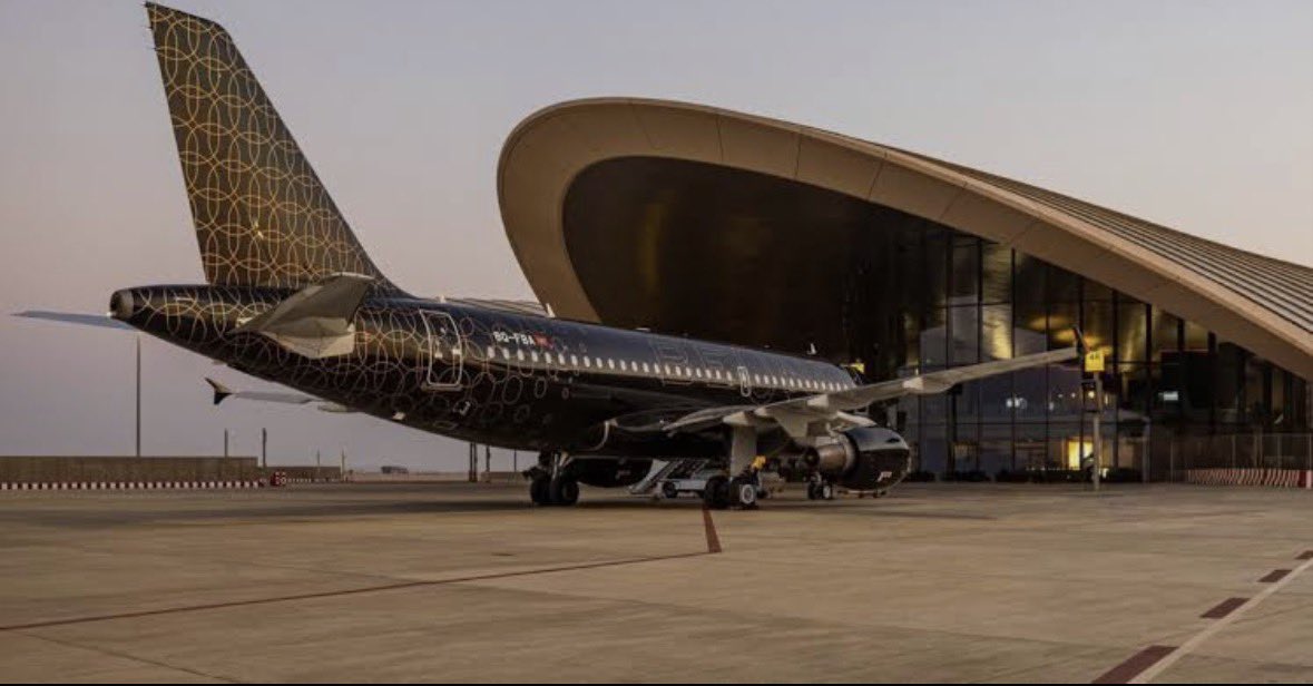 Gate7aviation's tweet image. Beond , la compagnie 100 % Business Class suspend ses vols jusqu’au mois d’octobre en raison de l’augmentation du prix du kérosène. La compagnie exploite deux appareils entre l’Europe et les Maldives avec un arrêt à Dubaï. #Beond #avition #Carburant