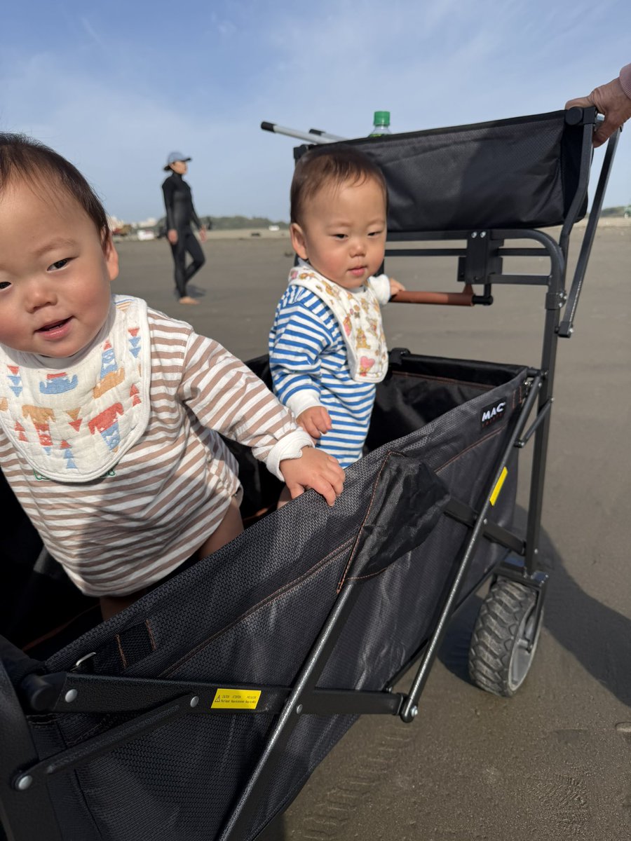 miric0518's tweet photo. 壊滅的でした。
那珂湊に向かうも全道路が渋滞で麻痺して寄ることできず
大洗インター近くの市場で目光だけ買って帰りました。
ウェットスーツにおもりつけた人ぐらいです拳サイズ取ってたの。
#潮干狩り https://t.co/9qusUq7ct9