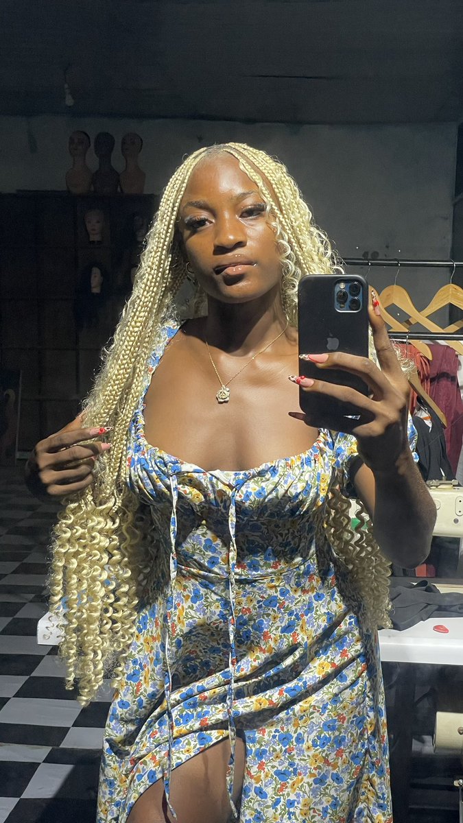 That 5’3 Girl. tweet media