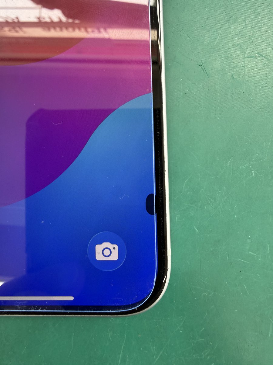 shfukuchiuama's tweet image. iPhone15の液晶漏れでお困りですか？福知山で修理なら当店へ！黒い滲みは放置すると操作不能になる恐れも。画面交換で即日復活！データ保持で対応。正規店や電気屋で数日待ちと言われた修理も最短30分。手遅れになる前に直しましょう✨

スマホスピタル福知山店 0773-45-6014 #iPhone15 #福知山