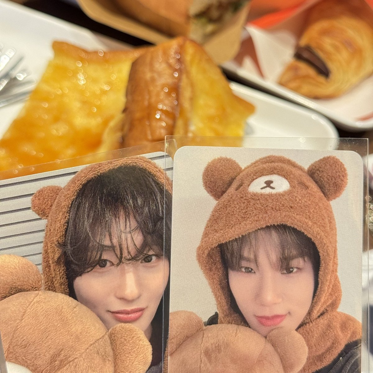 ‎🦁🍼 tweet media