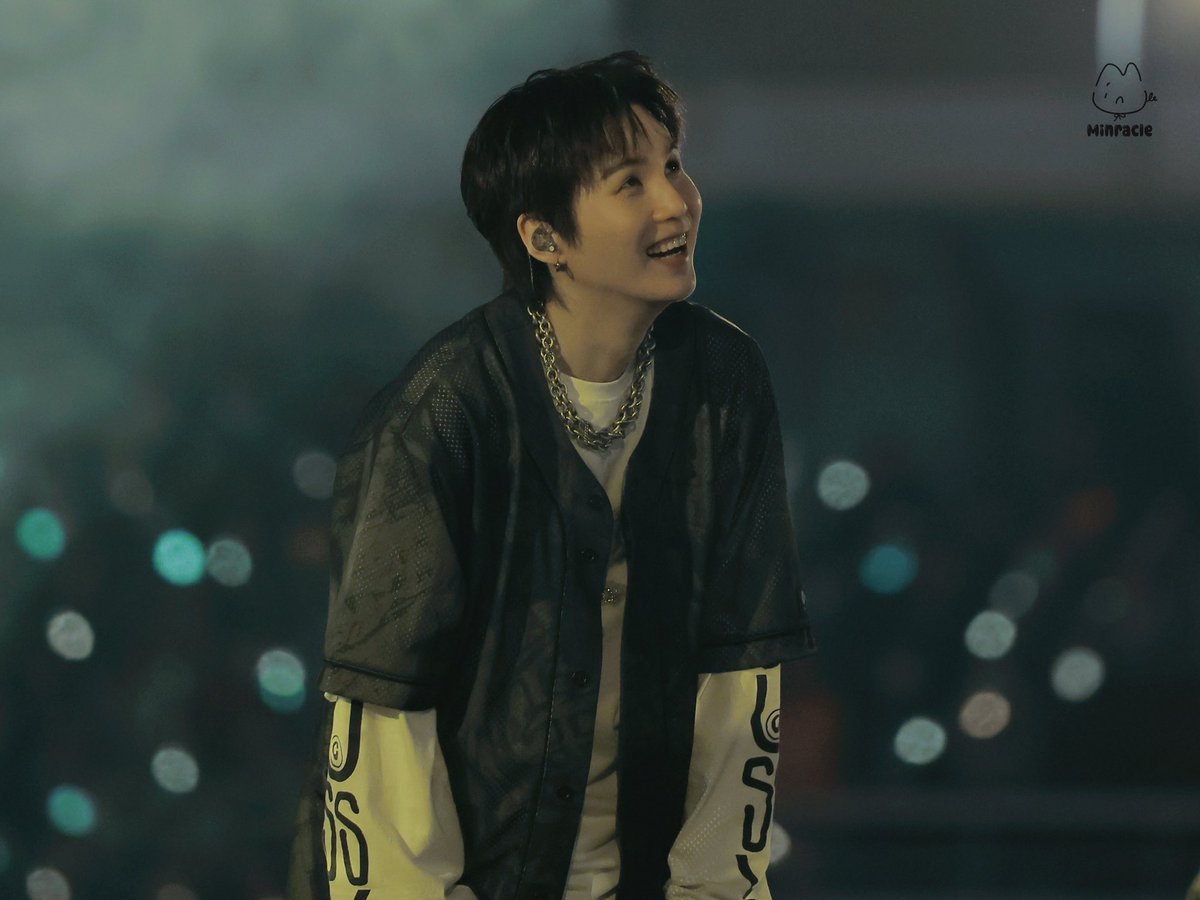 이엑스 tweet media