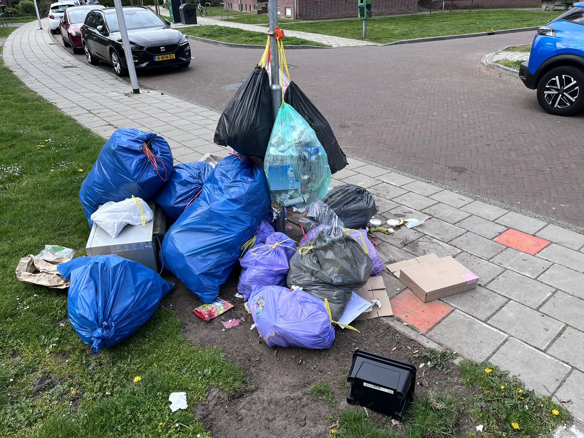 Afvaldumping Hengelo tweet media