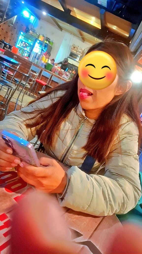 Días!!! 
Y excelente domingo de portarse mal,
Les mandamos un 😘😘