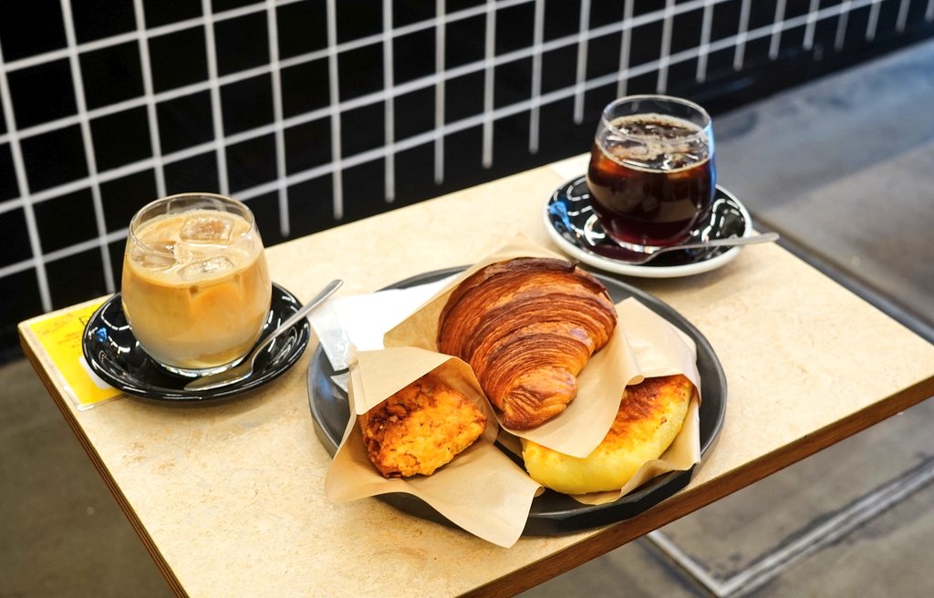 †由詩†@V系メタラー🦇 tweet media