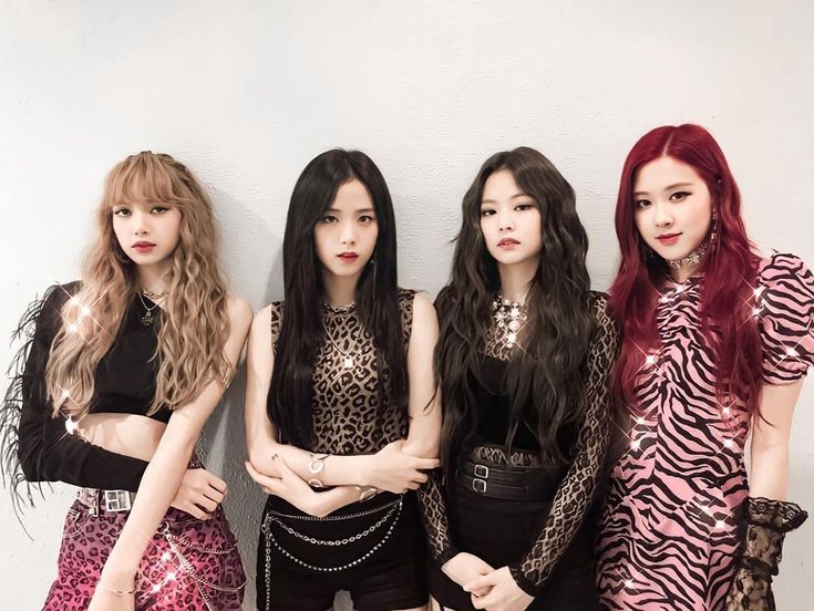 Even the hair of BLACKPINK have personality here lmao