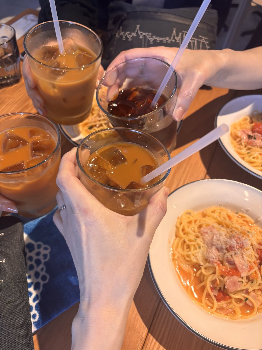 k i i k o tweet media