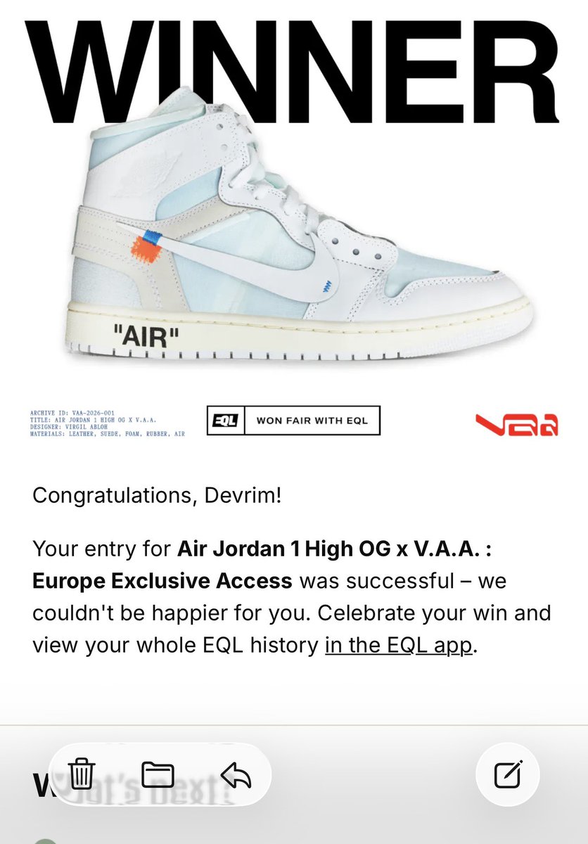 DevrimOzen2's tweet photo. @uppersnkrs Après 100 raffles et 100 L, enfin 1 W https://t.co/E90fAMLkIx