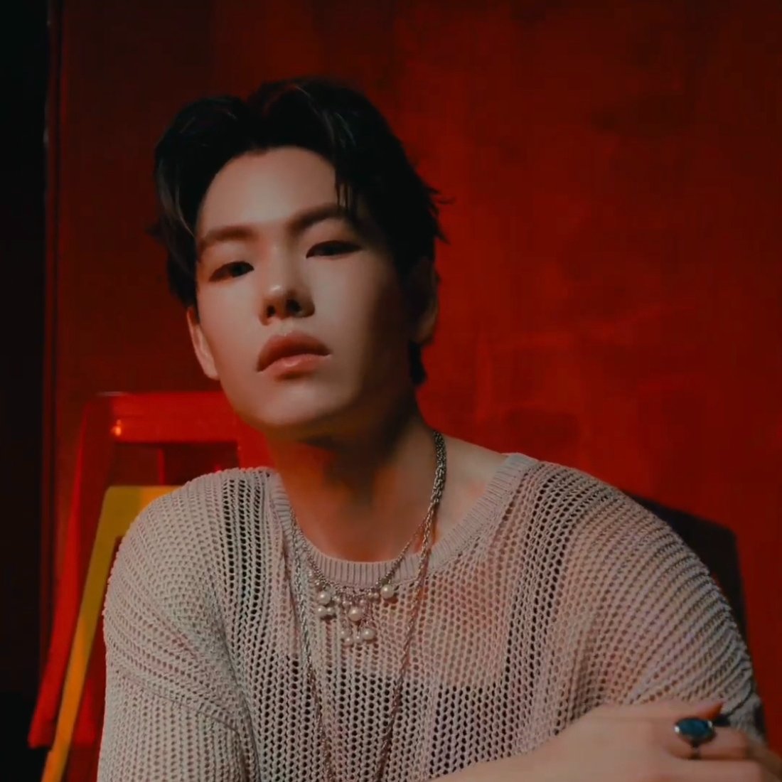 kissthemoon Ver. patootie tweet media