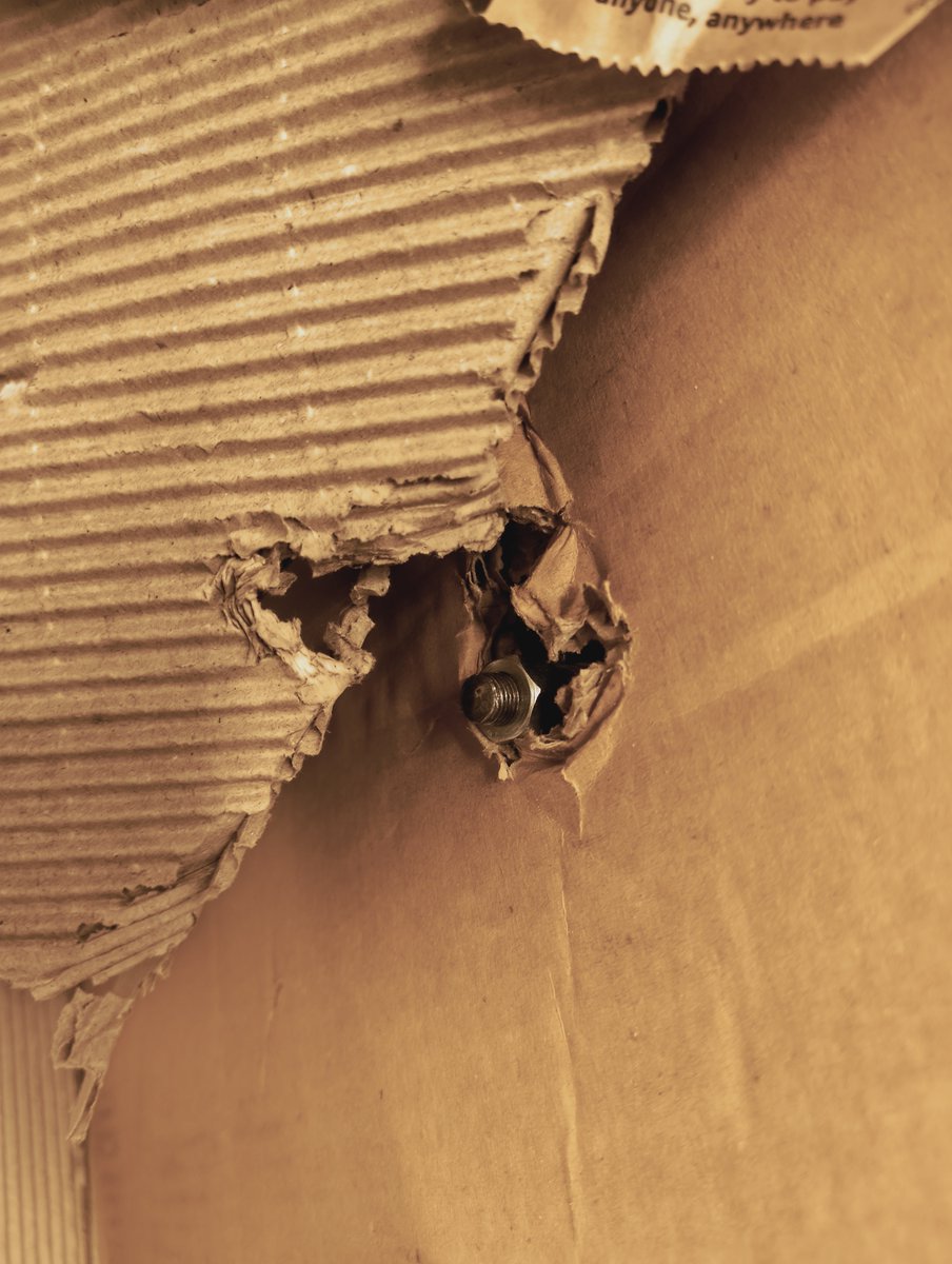 ArtSal3's tweet image. Amazon sent a USED and INCOMPLETE bicycle for my 3-year-old daughter.

Missing parts, wrong specs, damaged packaging, even previous customer invoice still on the box.

Now I’m told to wait 2 weeks for refund.

Unacceptable.

@AmazonIN @amazon

#AmazonIndia #ConsumerRights