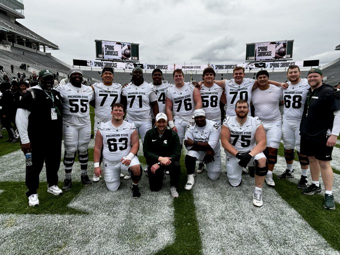 parkerandtheman's tweet image. #MSU Spring Showcase over. Coach FITZ said it best after--- ``We start camp 110 days.  Back in Spartan Stadium 141 days (opener vs Toledo) . Down the road to play #Michigan in 203 days.`` Fitz KN0WS his schedule!  S0 next time we see THESE dudes on the 0-line will be--- 110 days!