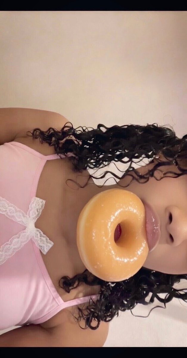 Bambispinkiepie's tweet image. #moothunt〃・ do you guys wanna donut 
22
Looking for friends 
#cutecore