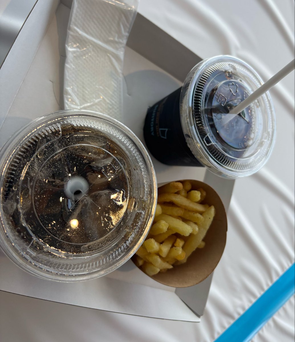 なゆっか tweet media