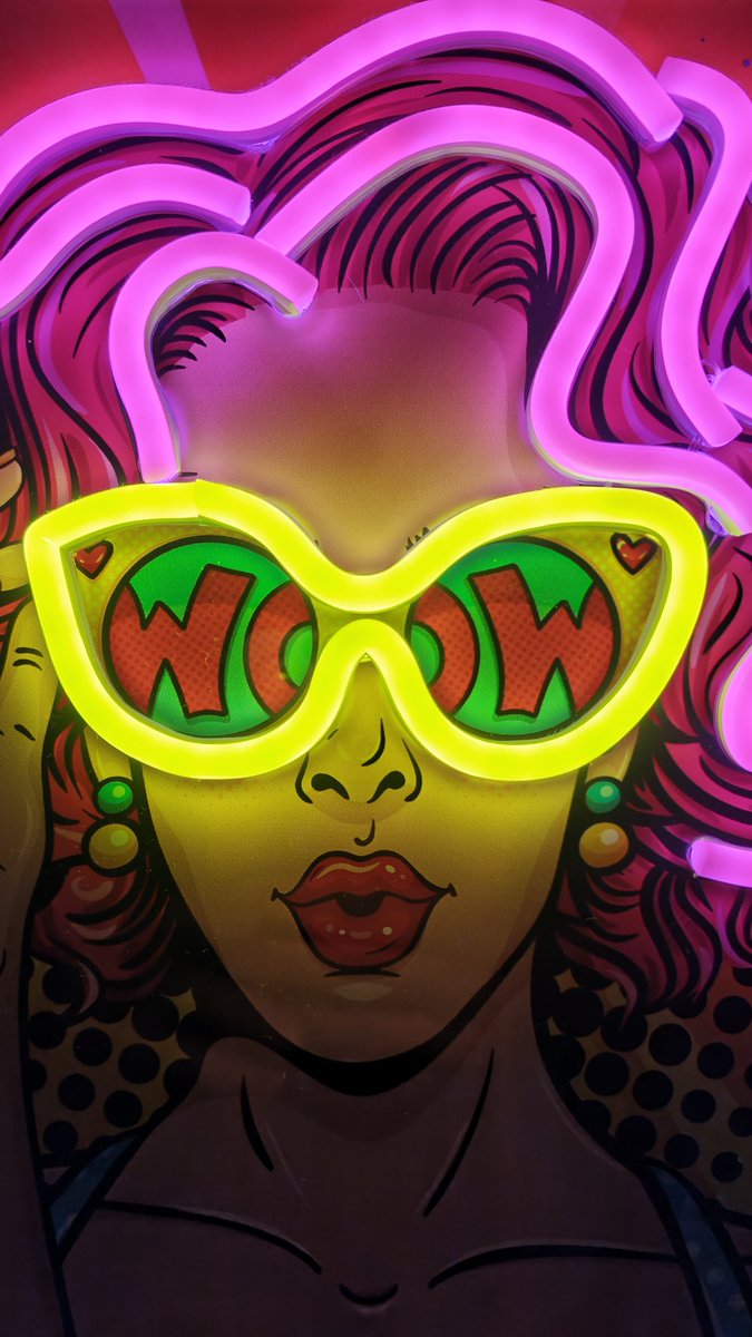 LouvrisAris's tweet image. Απιστεύτου ... ημέρα #neonlab