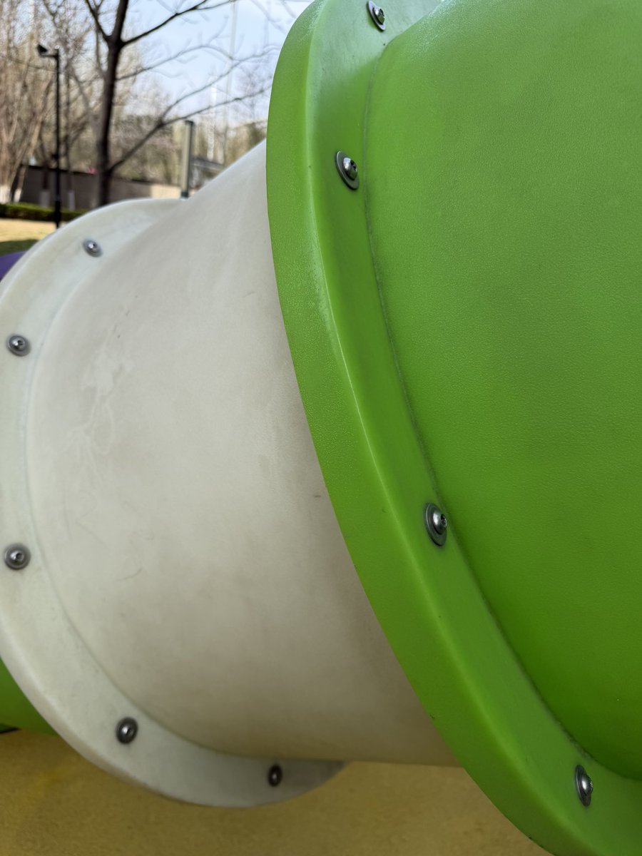 lpngfi045825685's tweet image. Our anti-theft bolts provide safety and security for a large number of amusement equipment.#anti-theft #fastener #playground