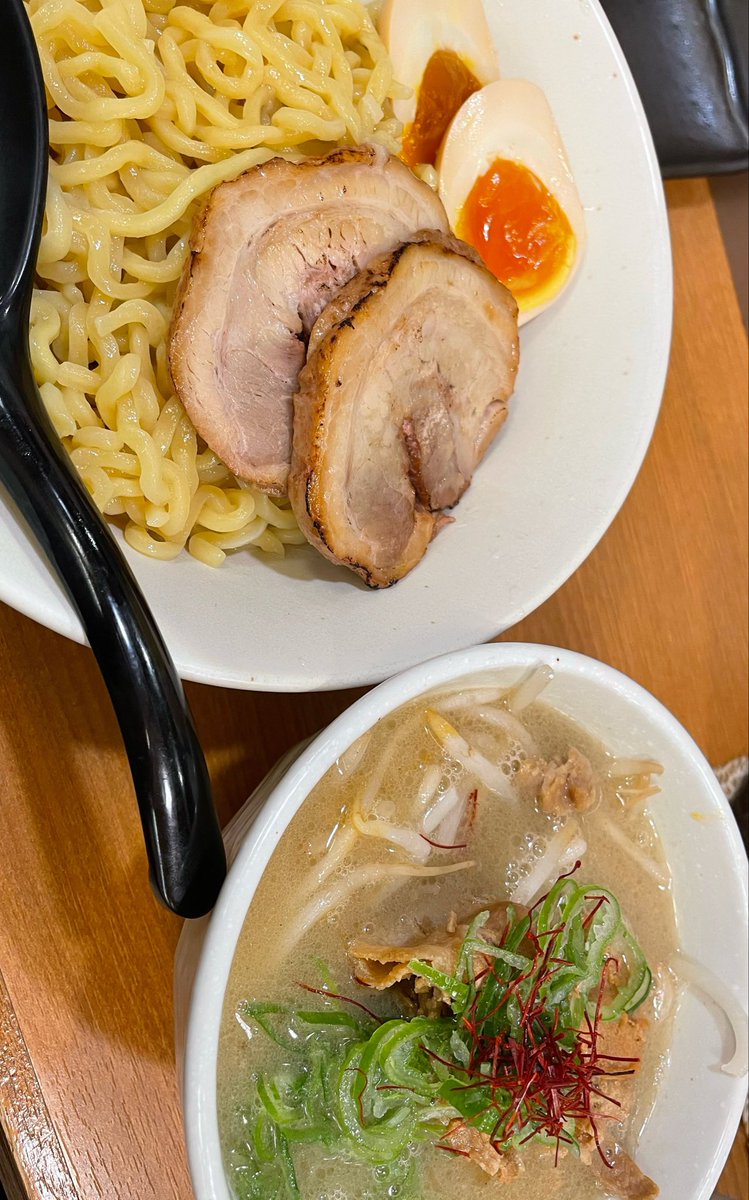 みょん tweet media