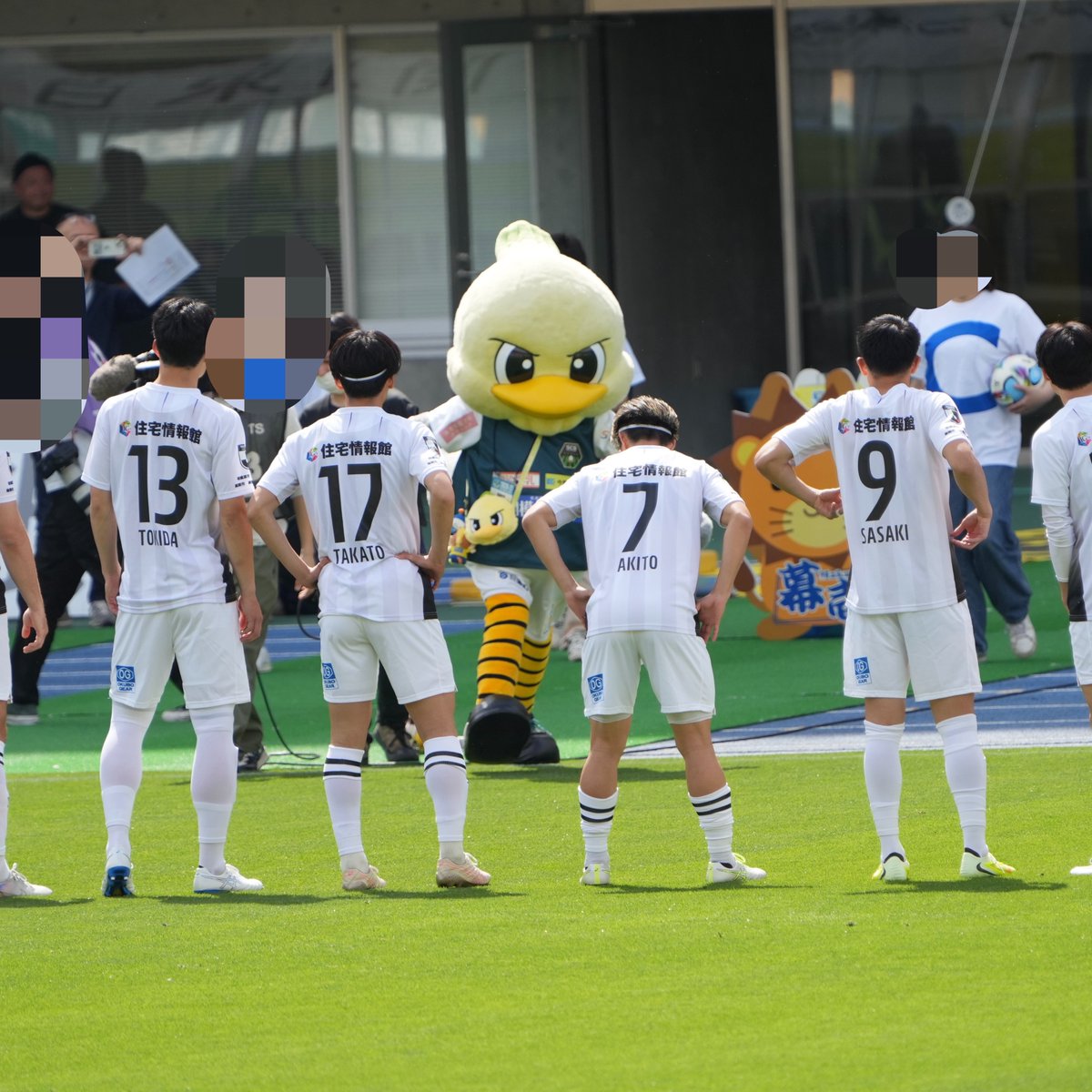 ブッキー tweet media