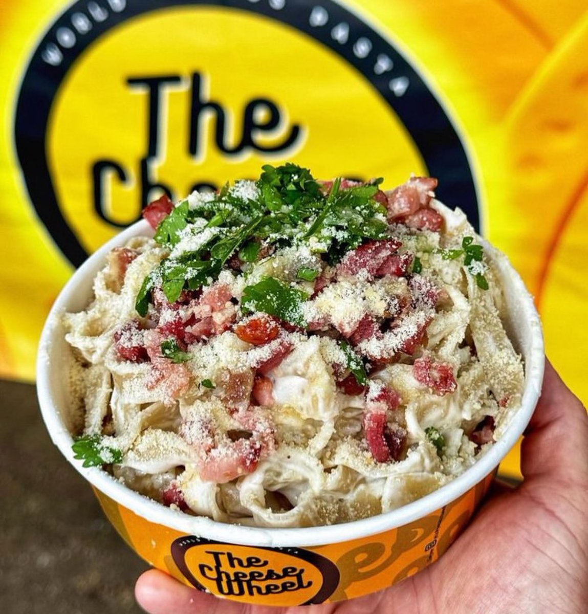 BLUE COLLAR 🌮🍔🍹 tweet media