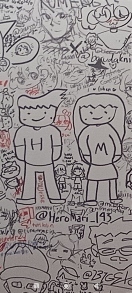 HeroMari_143's tweet image. It's here. In the middle, there was a response for my drawing that said "HeroMari is our parents". I giggled when I saw it.

#omori #omorifanart #heromari #comipara6